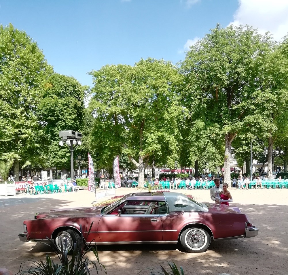 1975 Lincoln coupé G. EQUILE 2