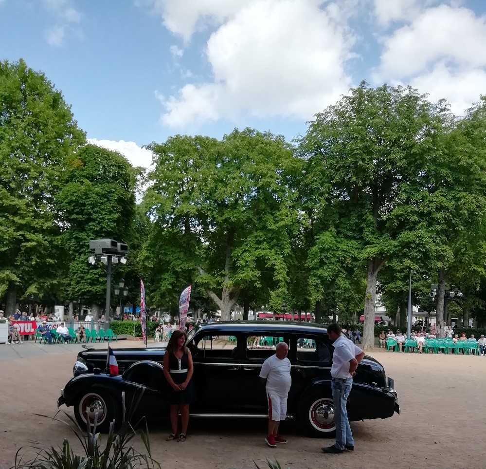 1938 Cadillac F75 Limousine P. CONCHON 2